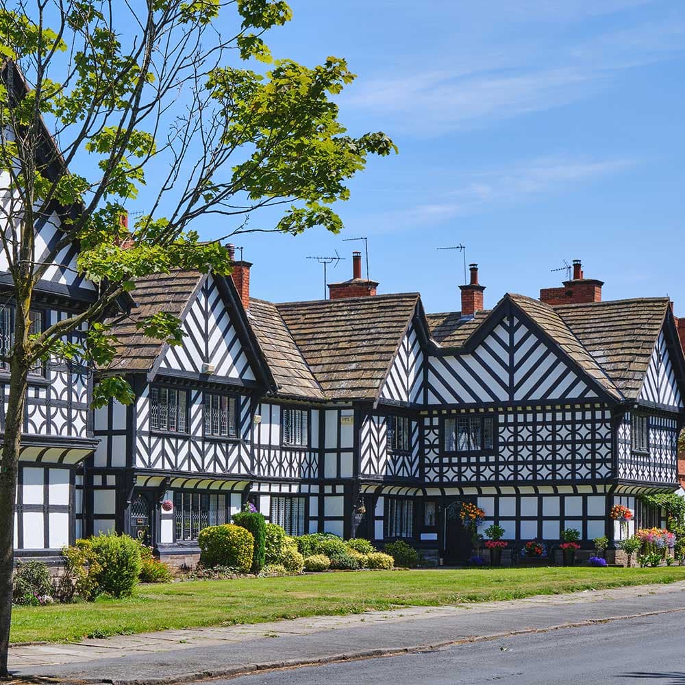 <strong>Life in The Wirral</strong>